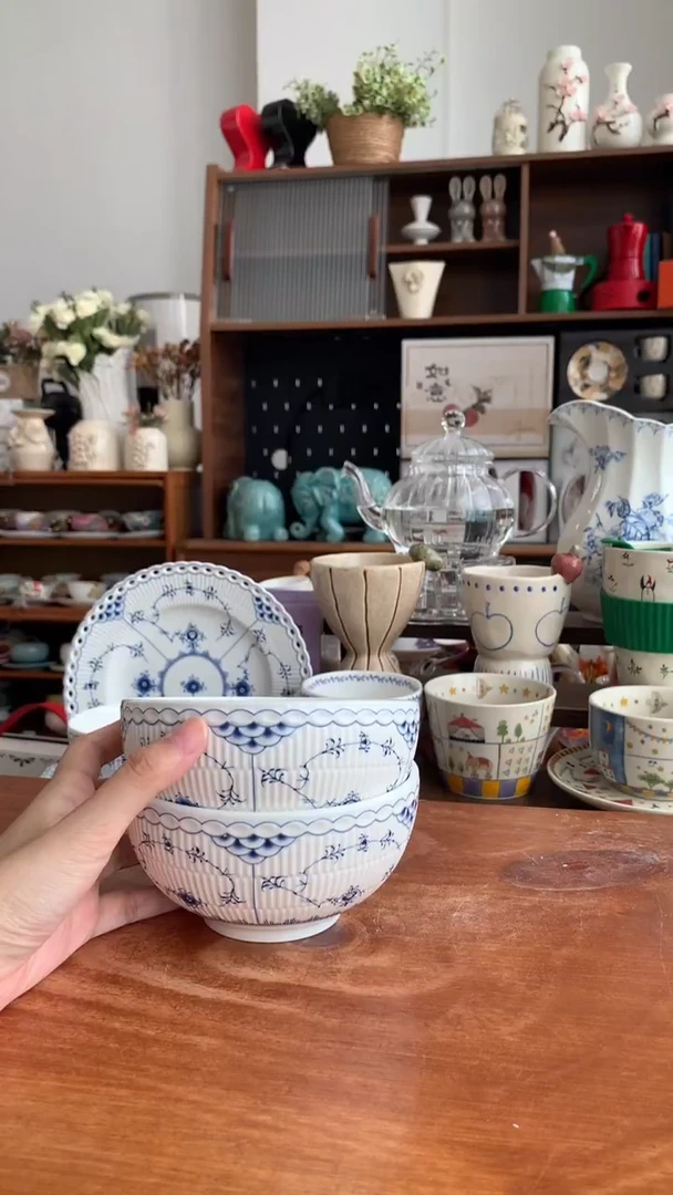 瓷唐草5.5寸碗2个