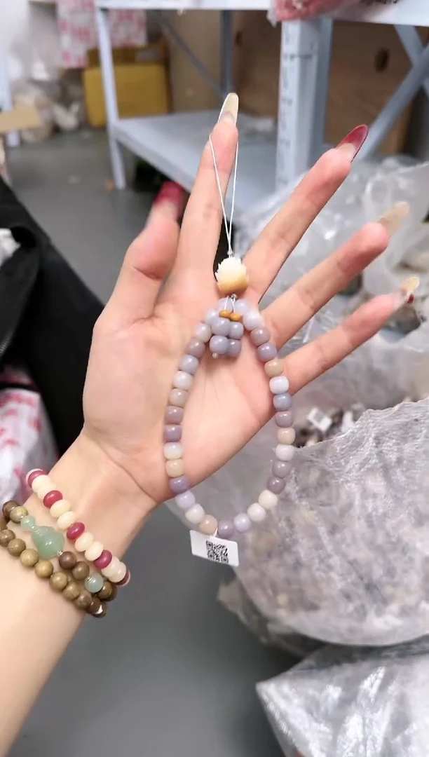 【闪购商品】菩提根/象牙果吊坠G-B176065