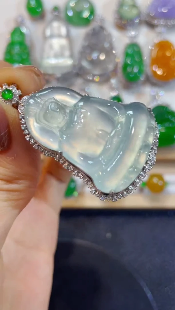 吊坠(不含链)18K金镶嵌翡翠团购19