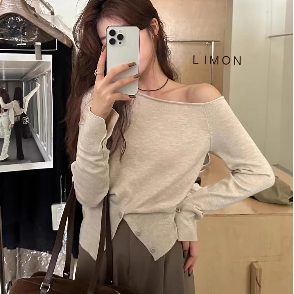 慵懒感斜肩开叉针织衫早春薄款純欲设计感显瘦一字领上衣女
