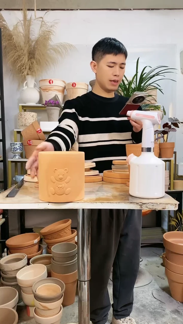 【闪购商品】红陶15*15红陶直筒熊 1盆无托