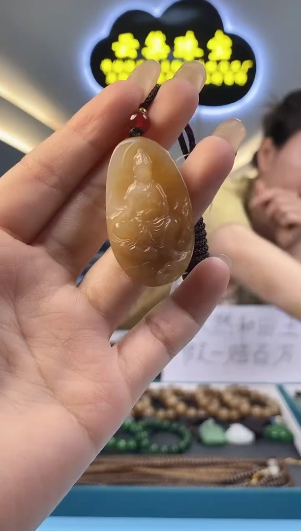 和田玉未镶嵌颈饰拍一发一