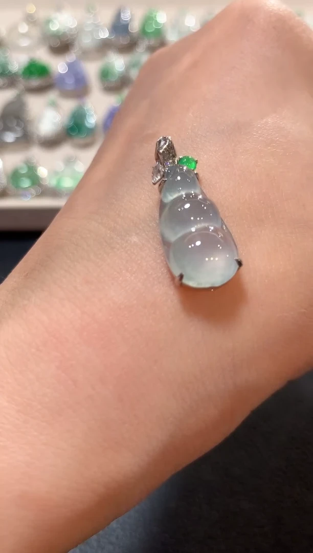 吊坠(不含链)18K金镶嵌翡翠z51