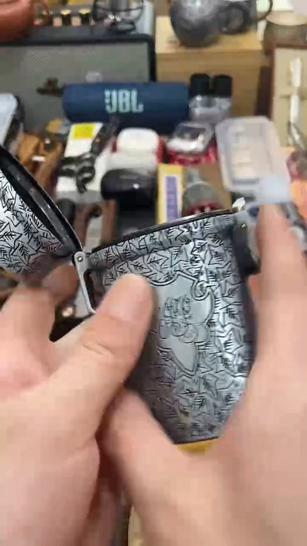 瓷片闪购商品 如图所示
