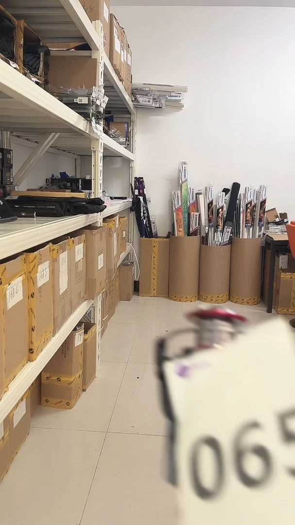 065微瑕疵或下过水 不影响使用：趣刃5000