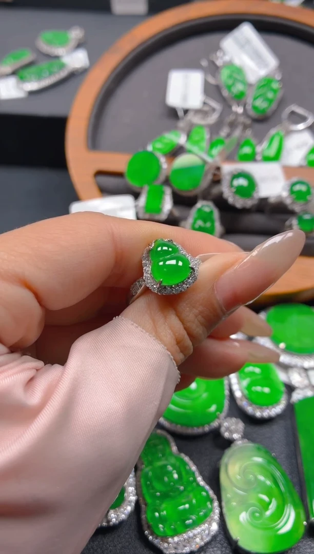 吊坠(不含链)银S925镶嵌翡翠1