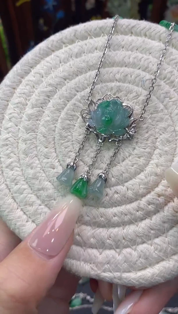 颈饰银S925镶嵌翡翠净货15928
