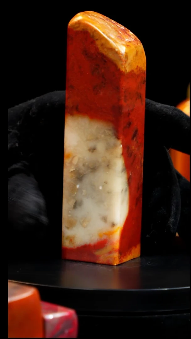 昌化石田黄红花印章