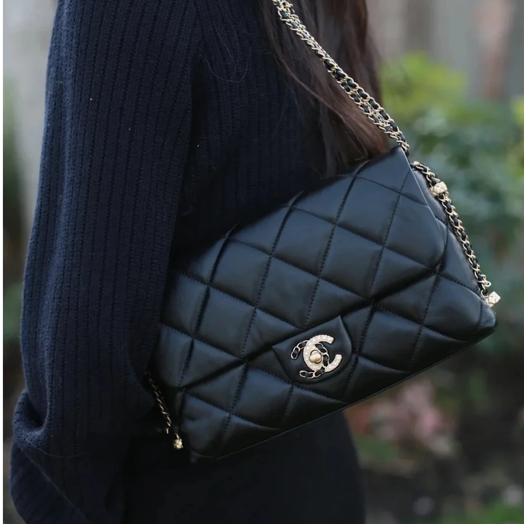 95新 Chanel/香奈儿 小花Jerry21B 口盖包 25.5cm 黑色