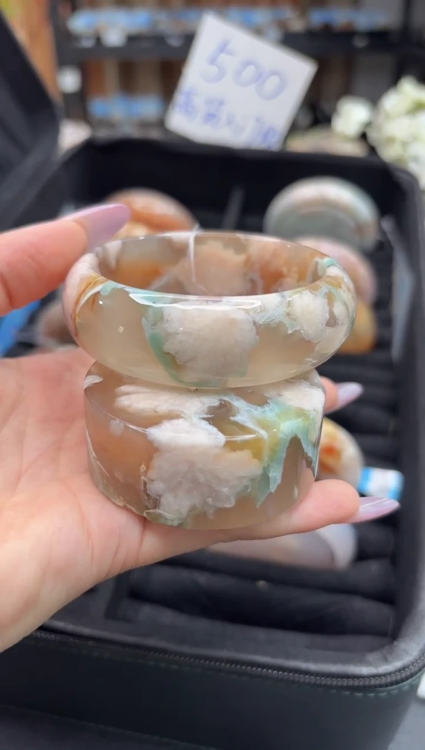 未镶嵌手镯石英质玉A394(58圈赠送镯心)