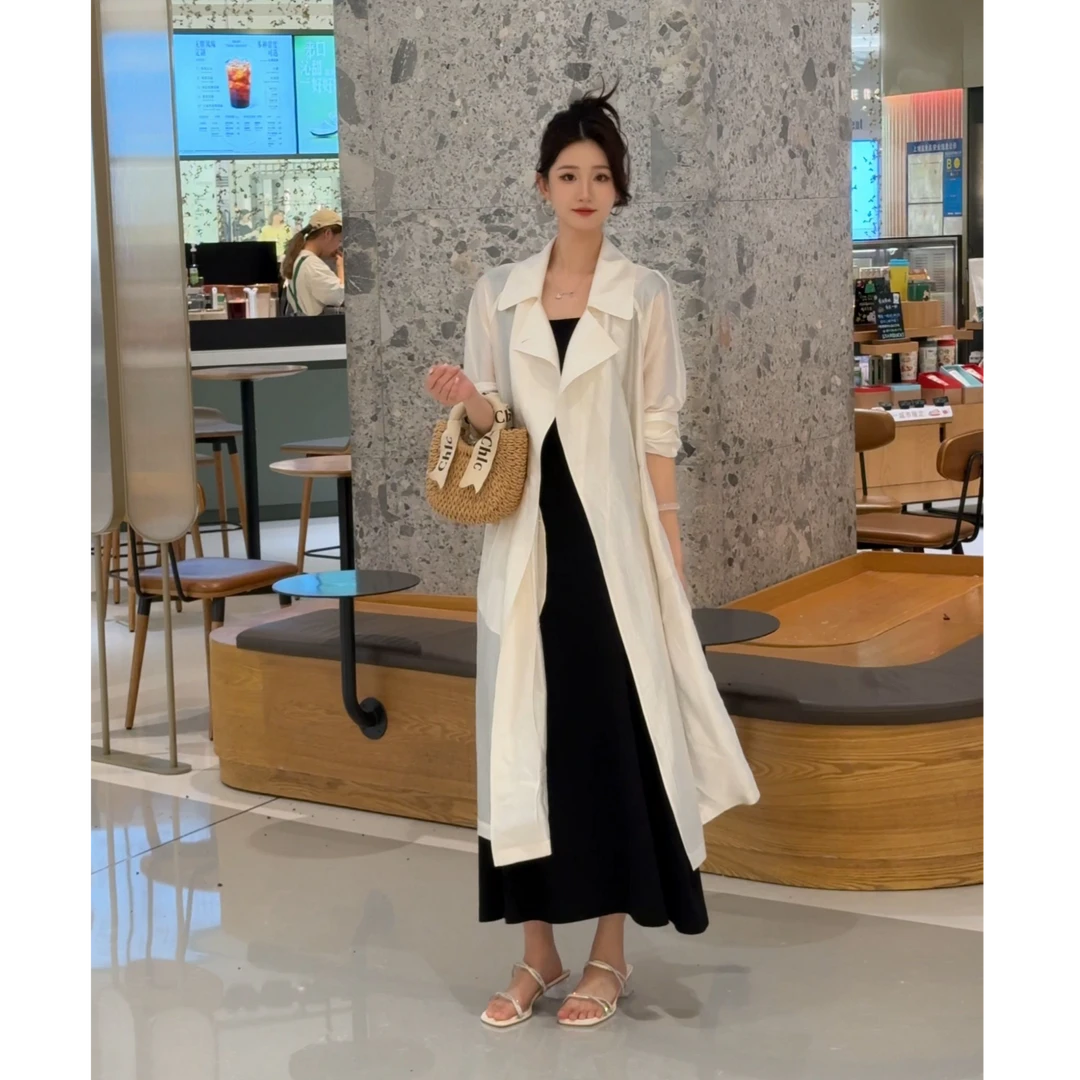 度假旅游出街衣服法式设计师女风衣醋酸轻薄透气时尚翻领防晒外套