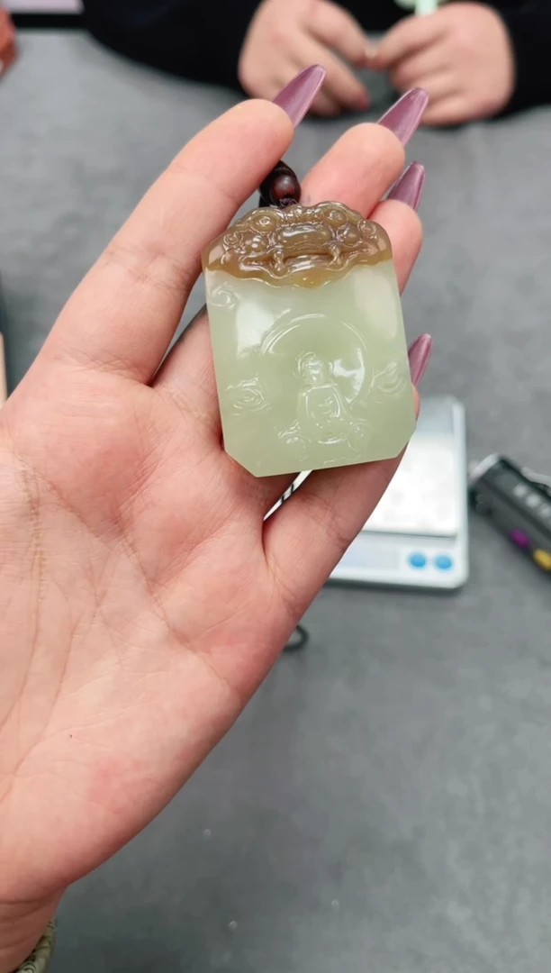 【闪购商品】和田玉颈饰未镶嵌0210张