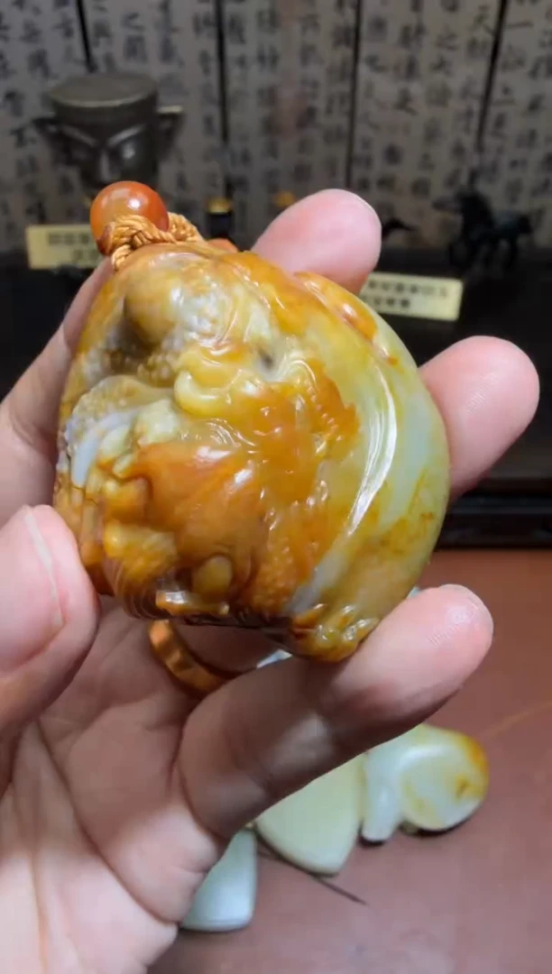 未镶嵌和田玉挂件和田玉