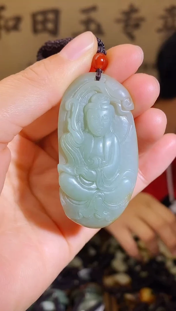 颈饰未镶嵌和田玉1