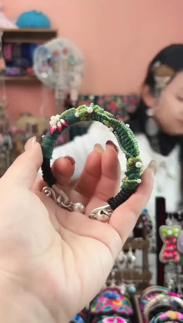 织绣艺枝独绣手工饰品45