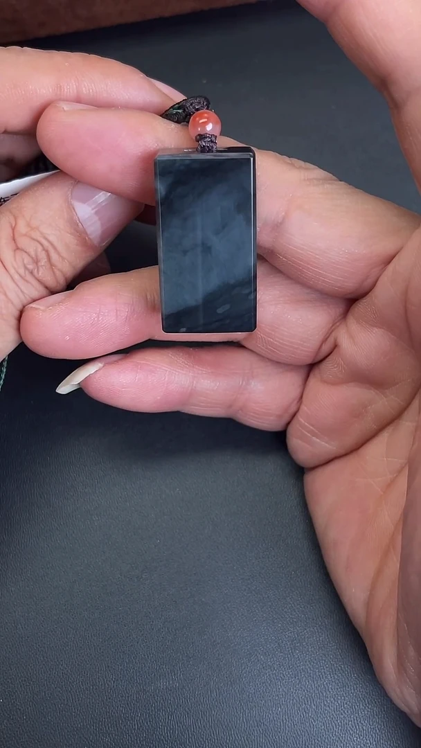 颈饰未镶嵌和田玉712007#聚墨青花六刀无事牌