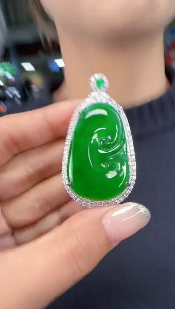 未镶嵌定制翡翠翡翠吊坠49