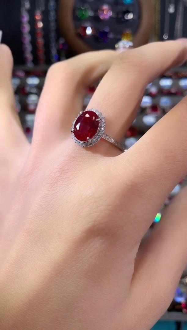 银S925镶嵌戒指红宝石810酒红银色