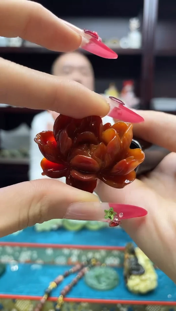 未镶嵌岫玉吊坠·