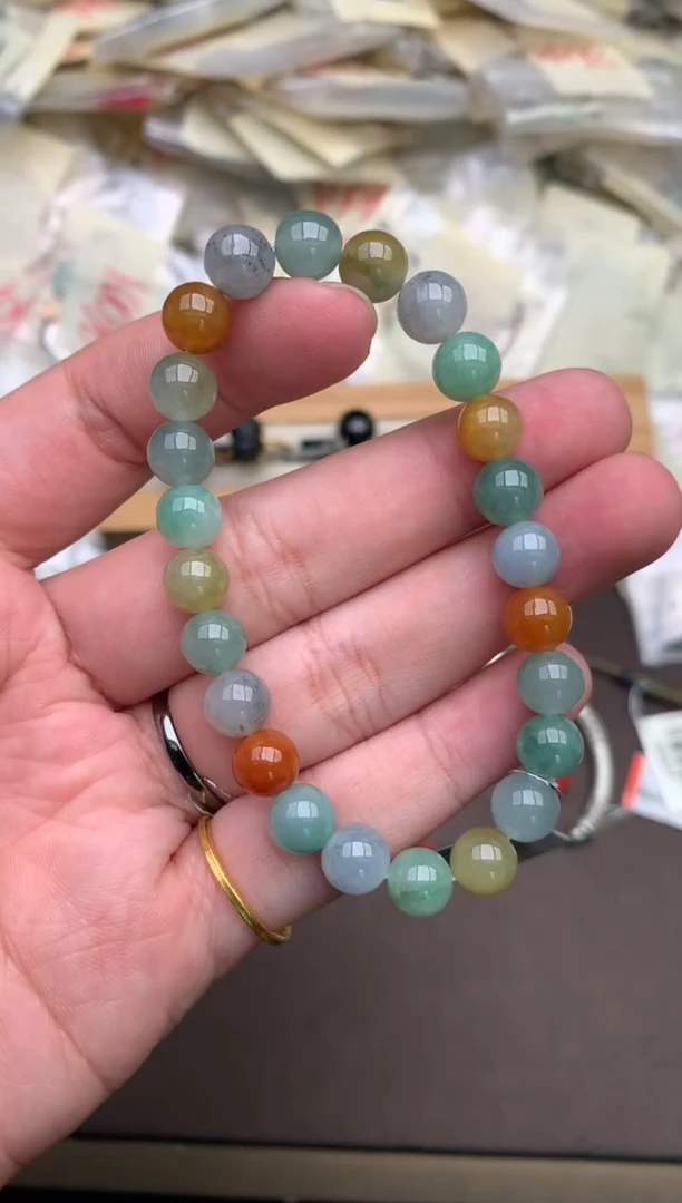 翡翠挂件未镶嵌 —