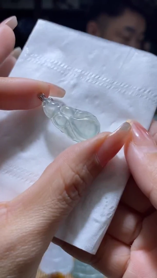 颈饰18K金镶嵌翡翠翡翠1228012