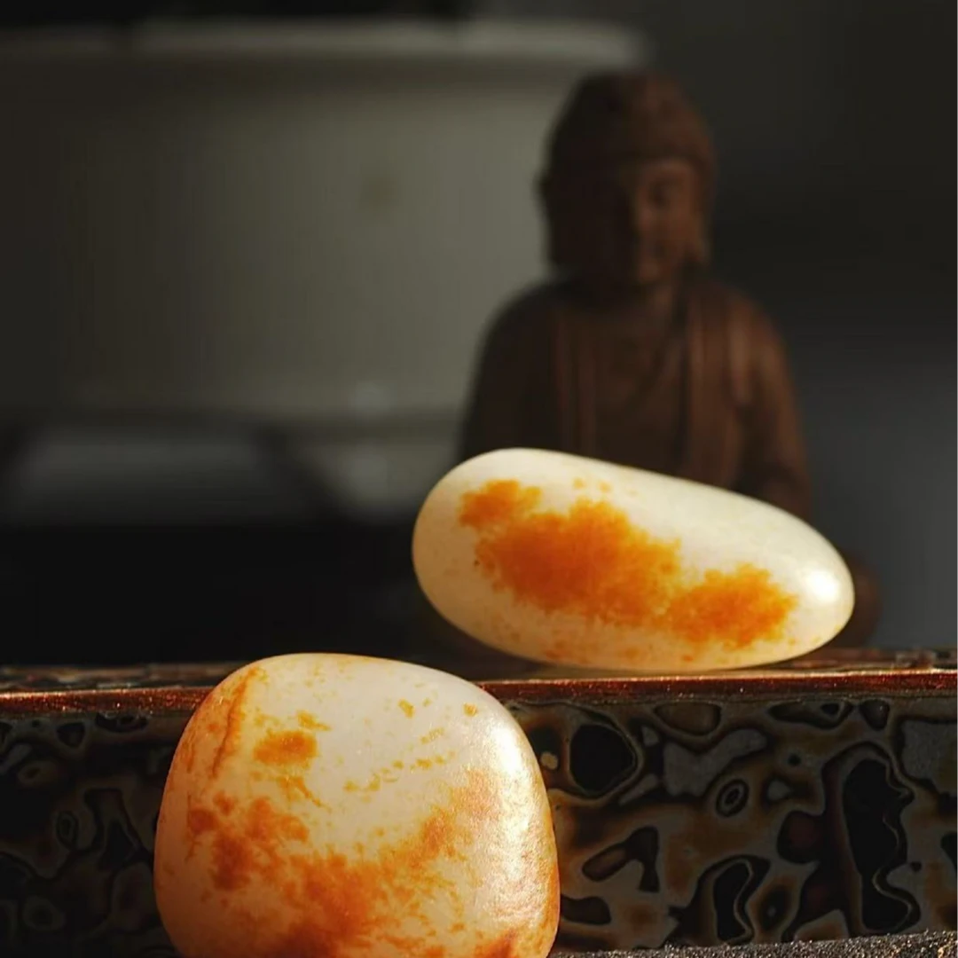 两枚小籽，严格意义上的“藏家货” 红皮白肉