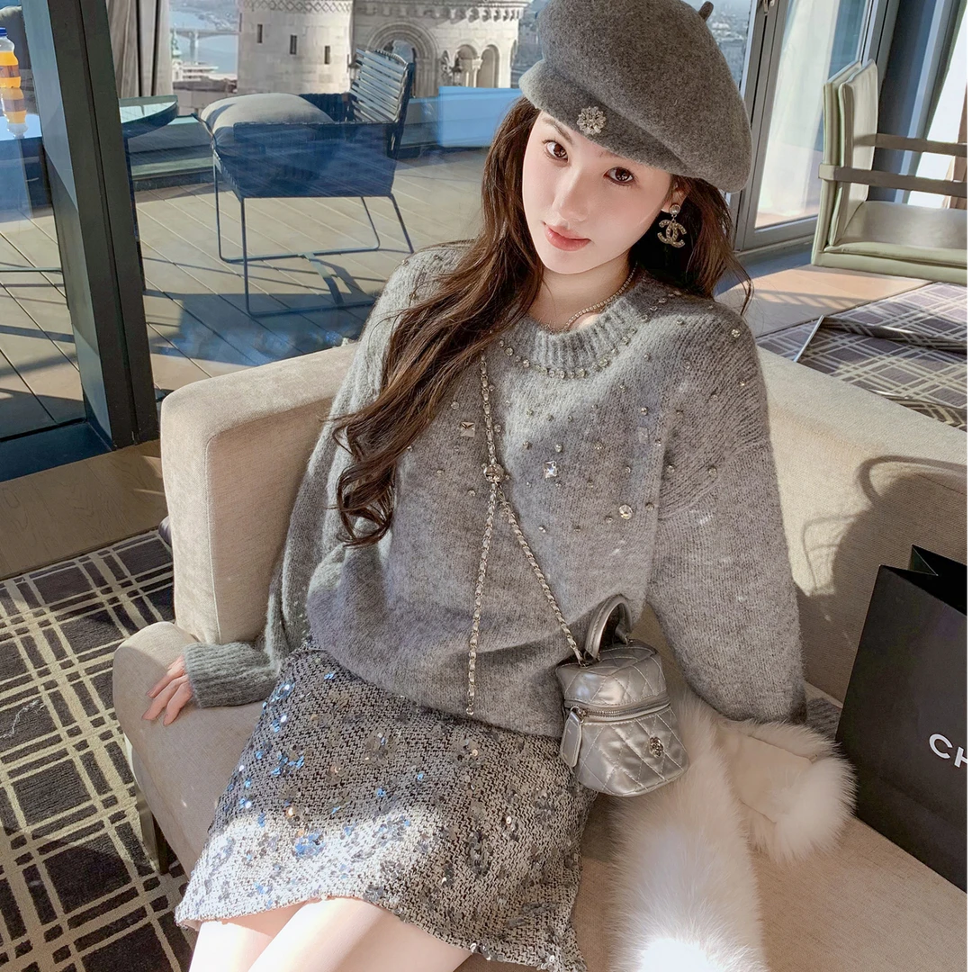 秋装新款灰色亮片长袖宽松套头毛衣女慵懒高级感小个子气质上衣服