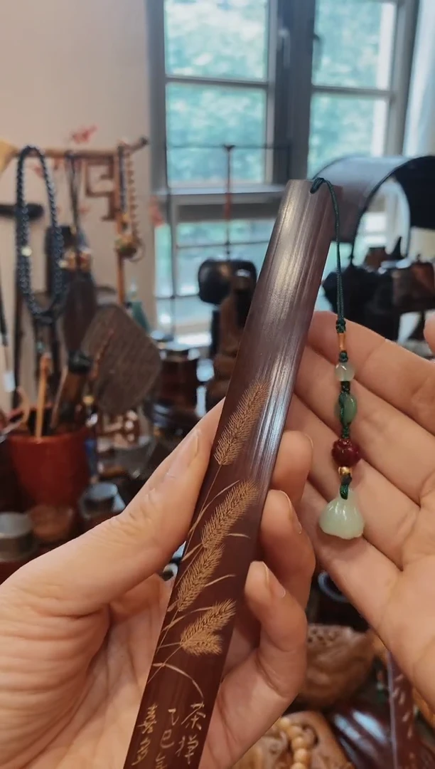 精品手工雕刻书签