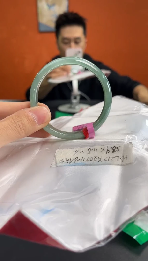 未镶嵌手镯翡翠6 56