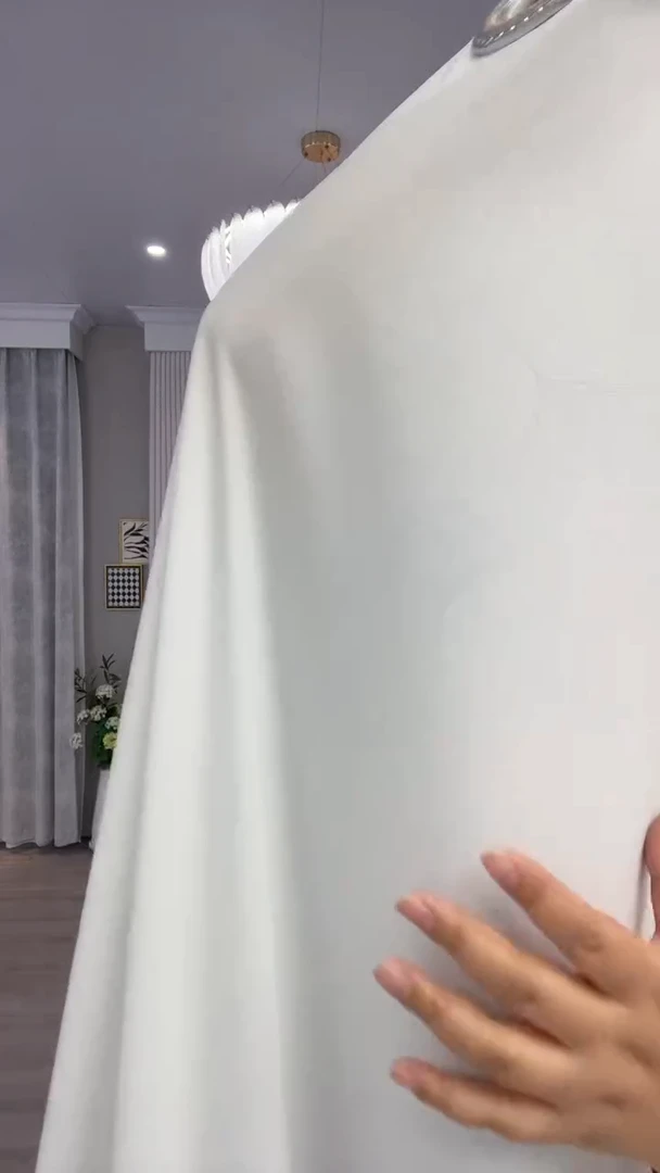 布闪电购商品23  特价6定制2.7默认打孔（中）银杏叶纱