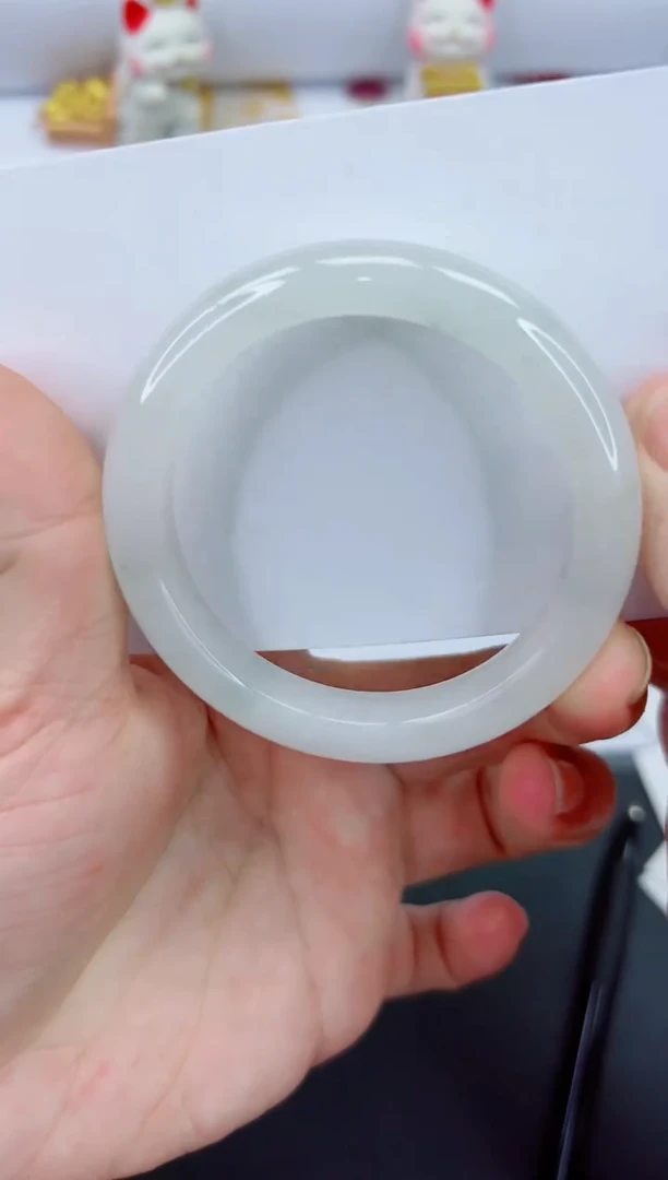 【闪购商品】石英质玉手镯未镶嵌1376-52.4