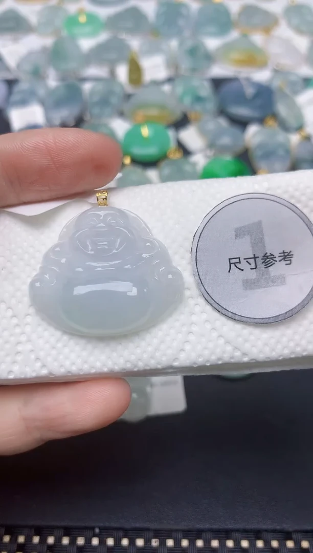 翡翠18K金镶嵌颈饰天然缅甸A货翡翠
