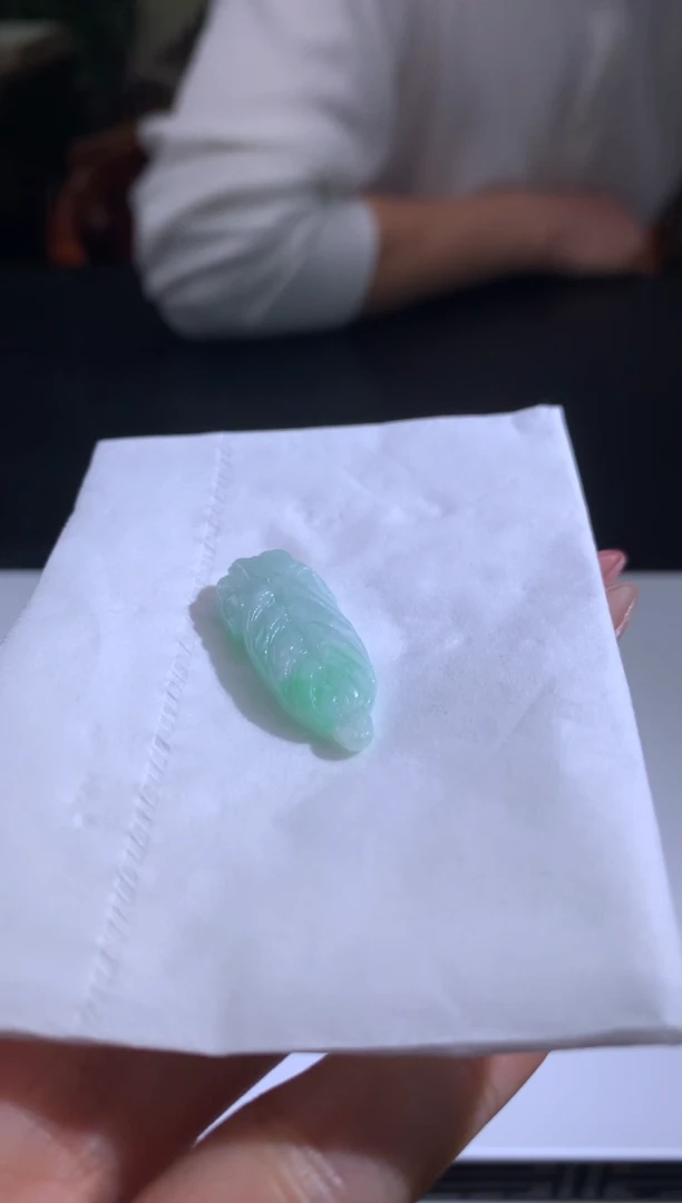 未镶嵌定制翡翠蛋***汤翡翠