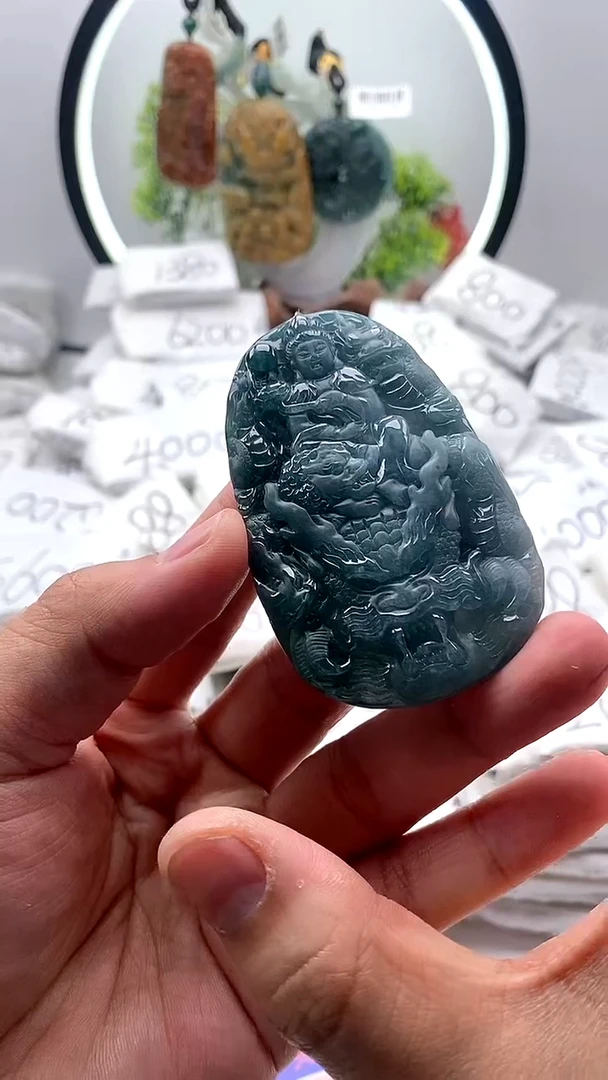 【闪购商品】翡翠颈饰未镶嵌文殊