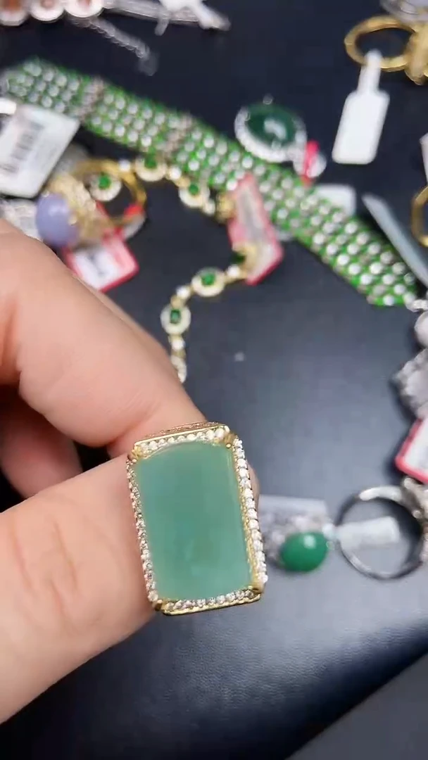 银S925镶嵌戒指翡翠7500