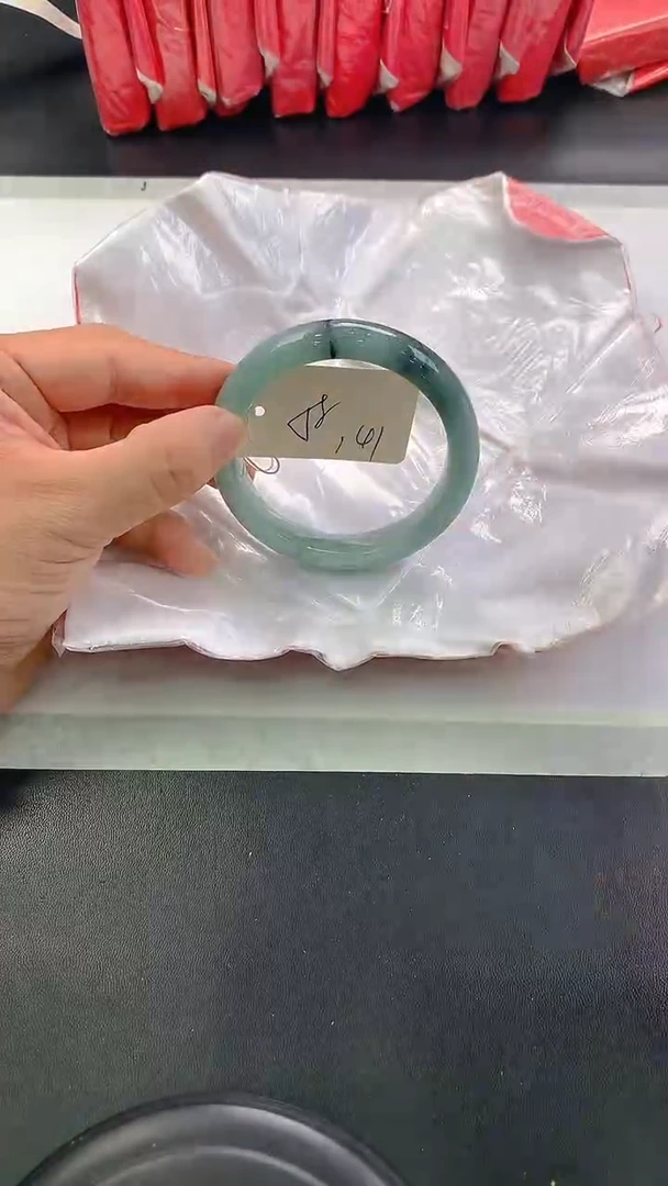 未镶嵌手镯翡翠141