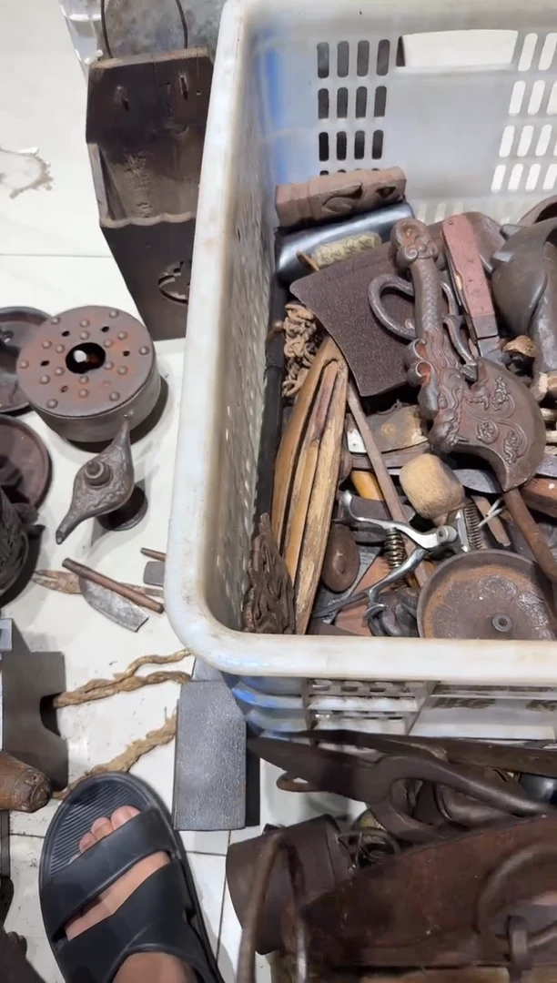 骚**油fcyhfvghgbhnbvnn