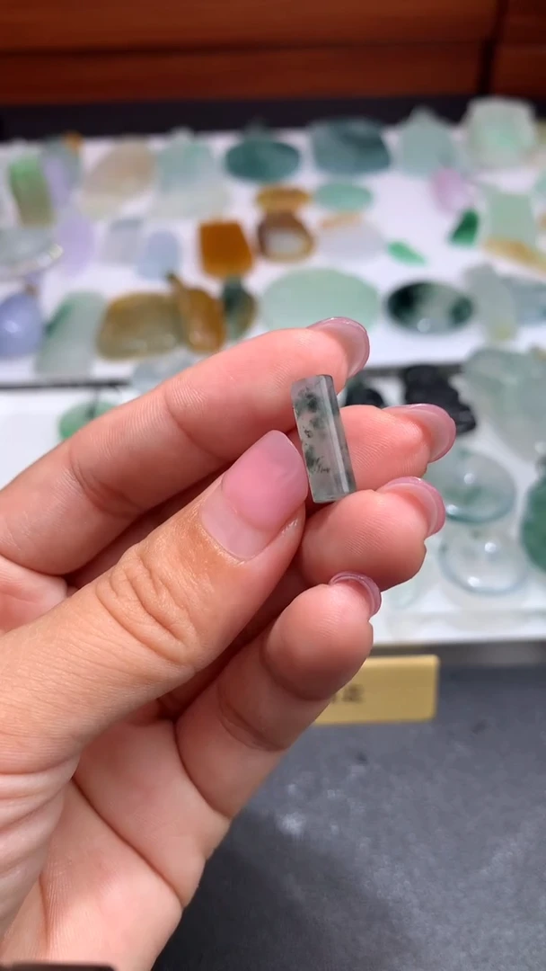 定制翡翠未镶嵌