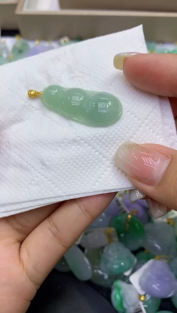 颈饰未镶嵌翡翠天然缅甸A货翡翠