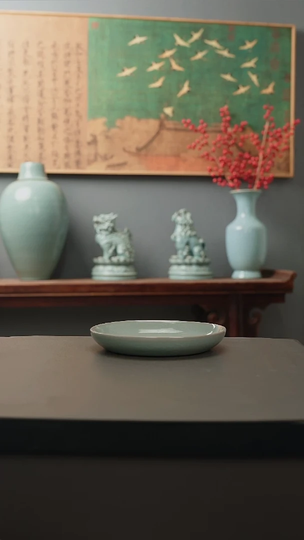 原产地原矿     奉华碟  微瑕