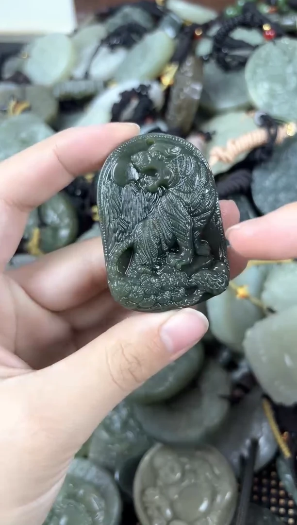 【闪购商品】和田玉颈饰未镶嵌1