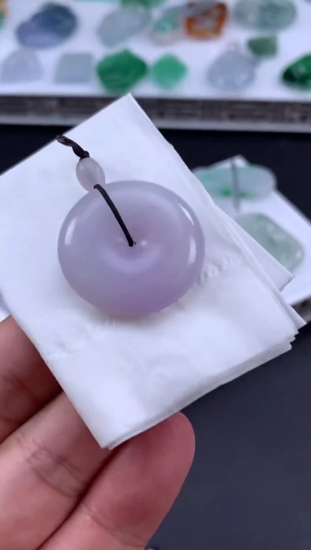 未镶嵌定制翡翠麟翡翠