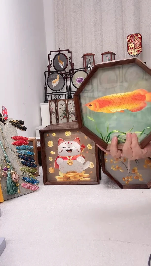 扇子苏绣作品手工摆台