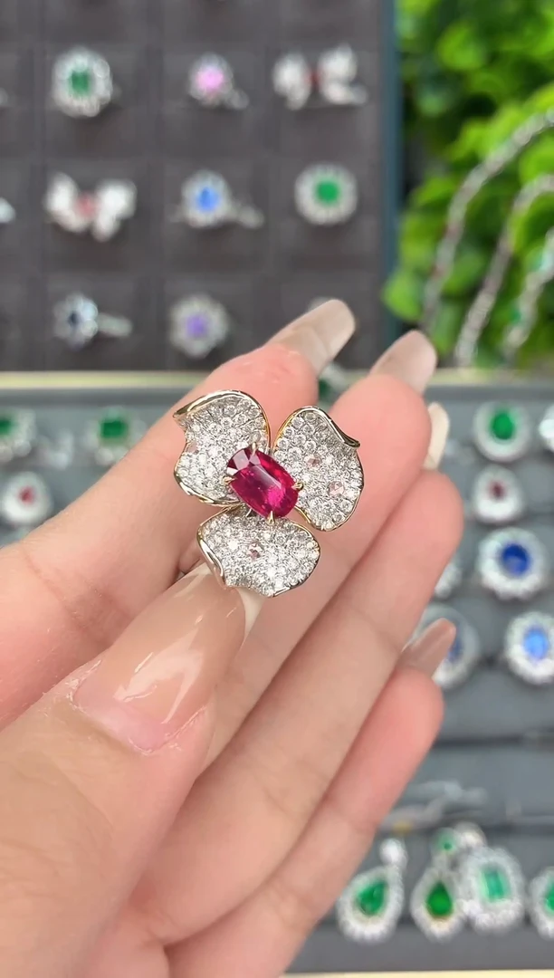 18K金镶嵌戒指红宝石-1克拉*无烧