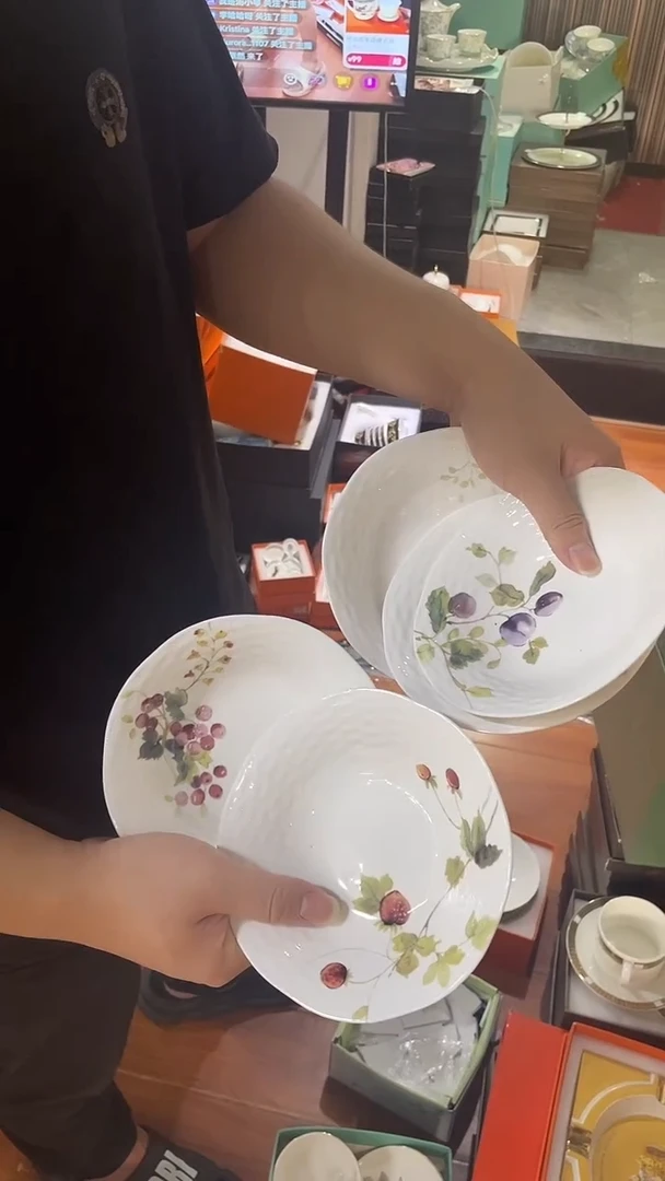 杯鸿辉家品牌瓷器，京东包邮！