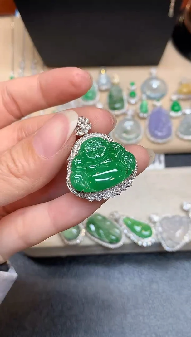 吊坠(不含链)18K金镶嵌翡翠佛公【无服务费