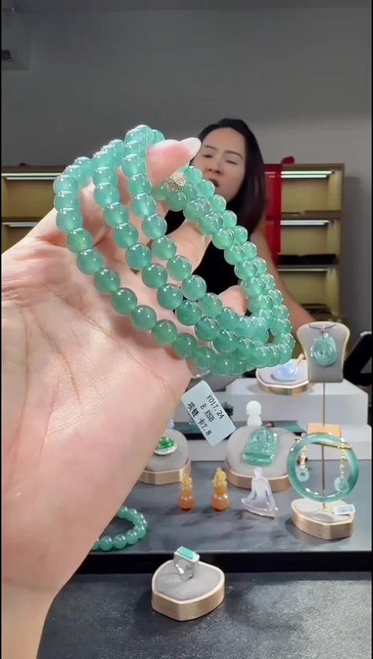 吊坠(不含链)未镶嵌翡翠长串（多样性发其一）