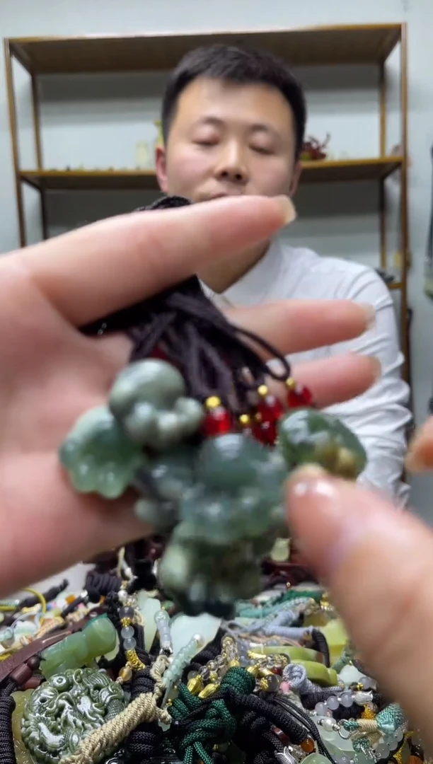 未镶嵌岫玉吊坠多样性发货*拍一发一
