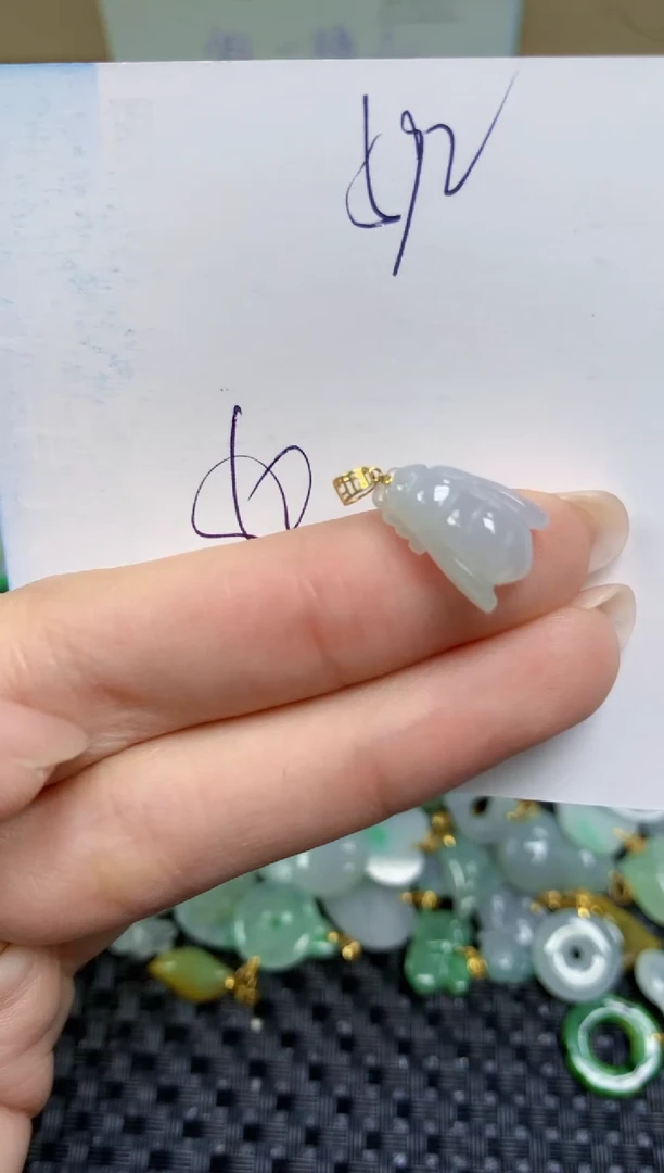 【闪购商品】翡翠颈饰18K金镶嵌天然缅甸A货翡翠