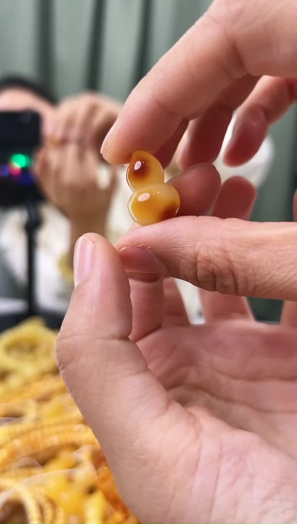 【闪购商品】琥珀手链未镶嵌蜜蜡吊坠